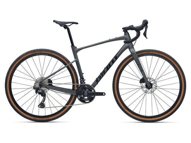 Gravel kolo Giant Revolt 0 (stealth/chrome)