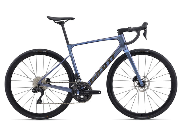 Karbonsko cestno kolo Giant Defy Advanced 1 (thundercloud/chrome)