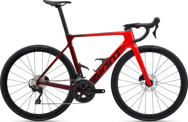 Karbonsko cestno kolo Giant Propel Advanced 2 (pure red)