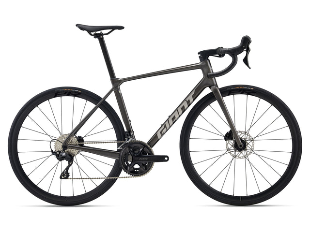Karbonsko cestno kolo Giant TCR Advanced Disc 2 KOM (stealth chrome)