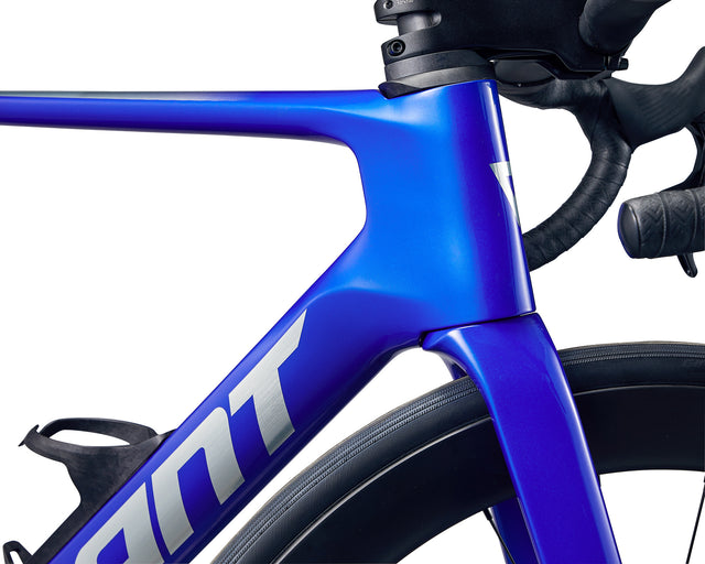 Karbonsko cestno kolo Giant Propel Advanced 1 (aerospace blue)